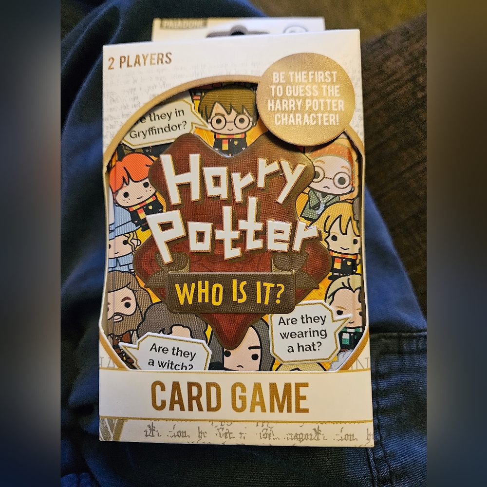 Harry Potter Who Is It Licensed Guessing Card Game 2 Players - NEW